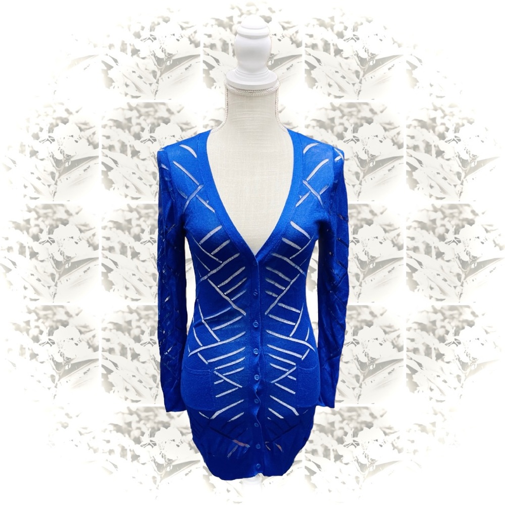 UFFIZI ITALY | M/L | Short Hills, NJ Cobalt Crosshatch Laser-Cut Thin Cardigan